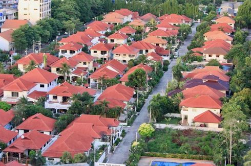 Royal Park Village