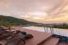 Splendid Condominium