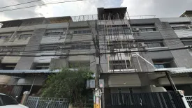 Muban Phatcharavill