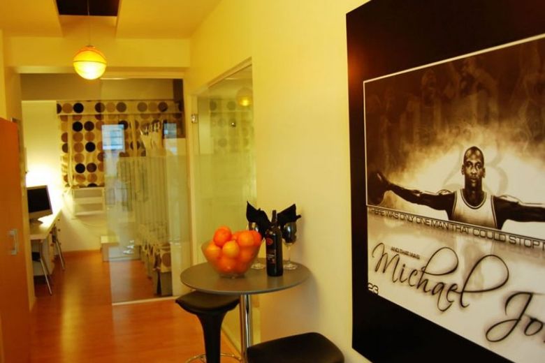 One Archers Place, Metro Manila 20 Condos for sale and rent Dot