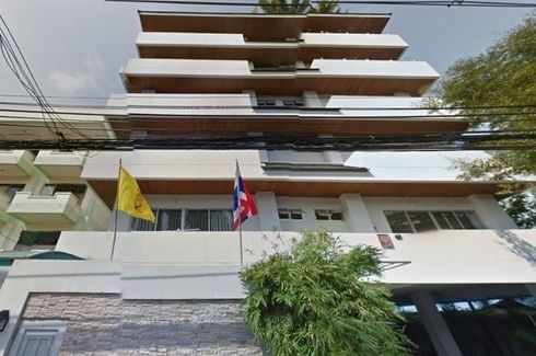 Baan CK Apartment